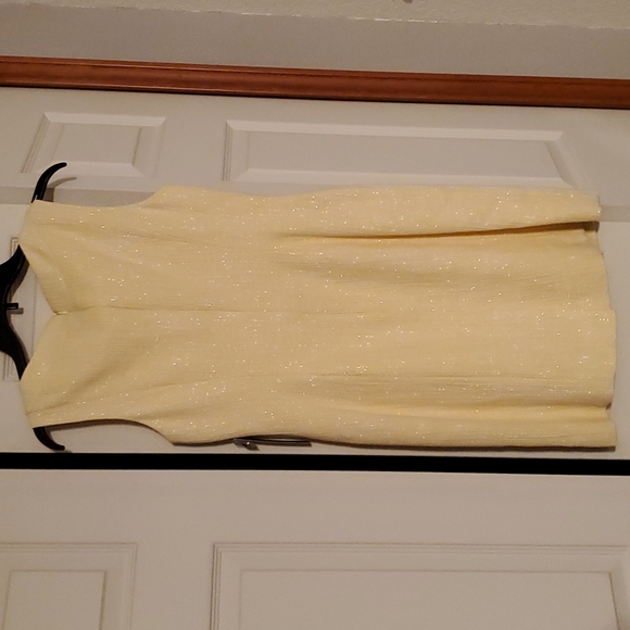 NEW Tahari Arthur S Levine petite yellow dress - Picture 5 of 15